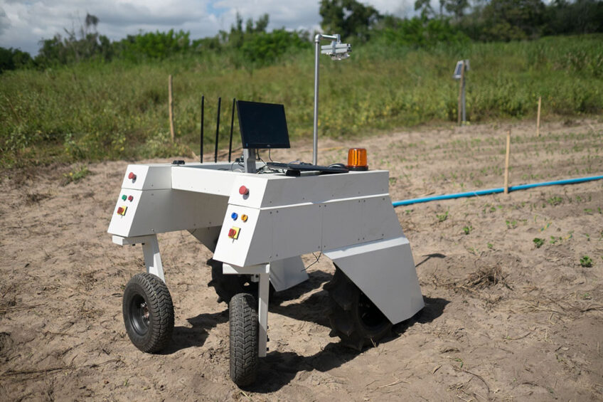 Brazilian robot monitors soy and cotton autonomously