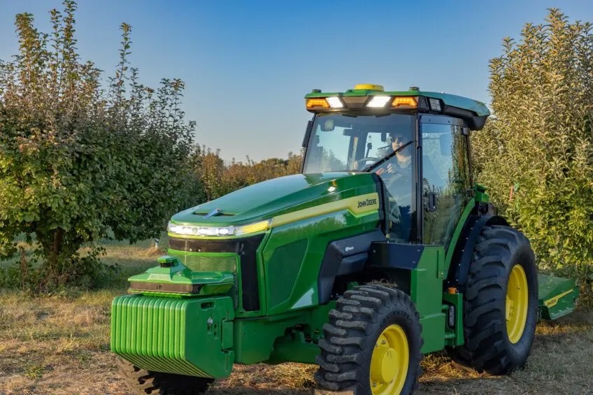 John Deere unveils electric tractor at CES 2025