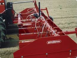 AI precision for inter-row cultivation- Machinery ( Video) 